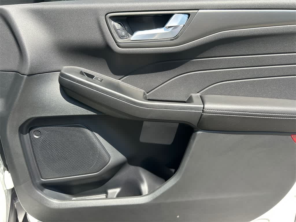 Thumbnail: 2025 Ford Escape - 13