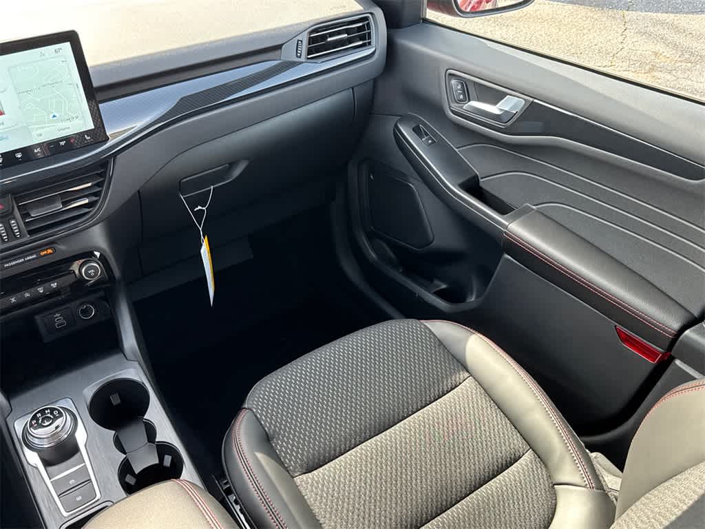 Thumbnail: 2025 Ford Escape - 20