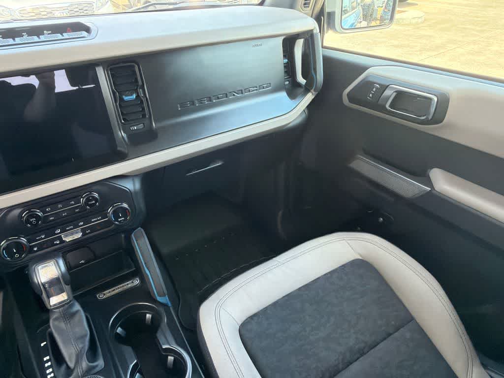 Thumbnail: 2022 Ford Bronco - 19