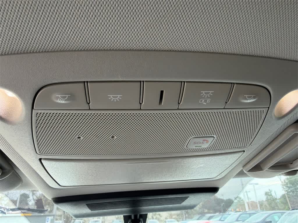 Thumbnail: 2022 Nissan Armada - 33