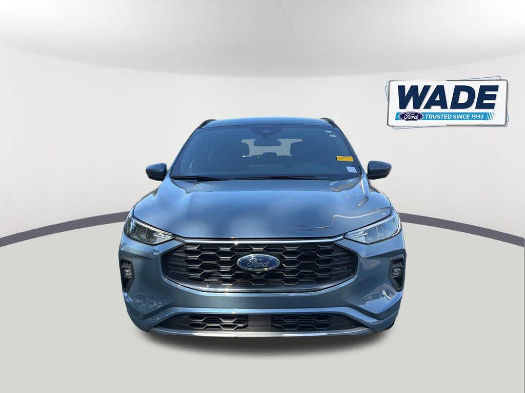 Thumbnail: 2023 Ford Escape - 2