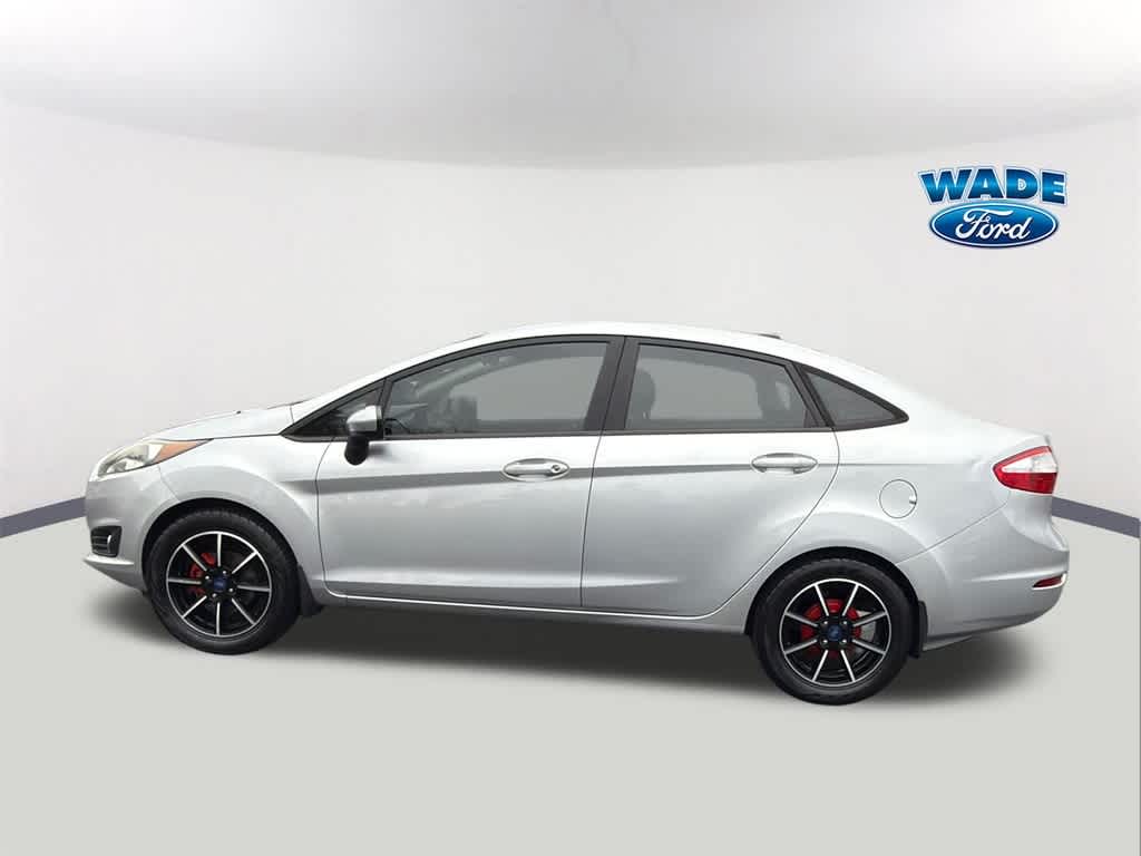 Thumbnail: 2017 Ford Fiesta - 8