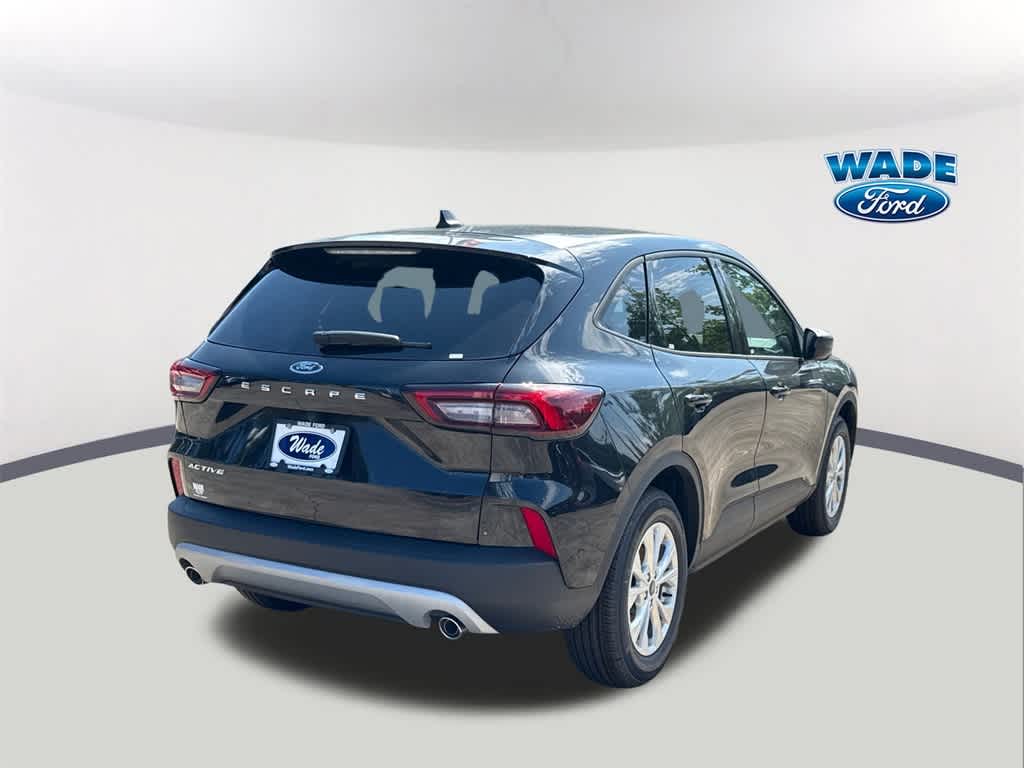 Thumbnail: 2025 Ford Escape - 4