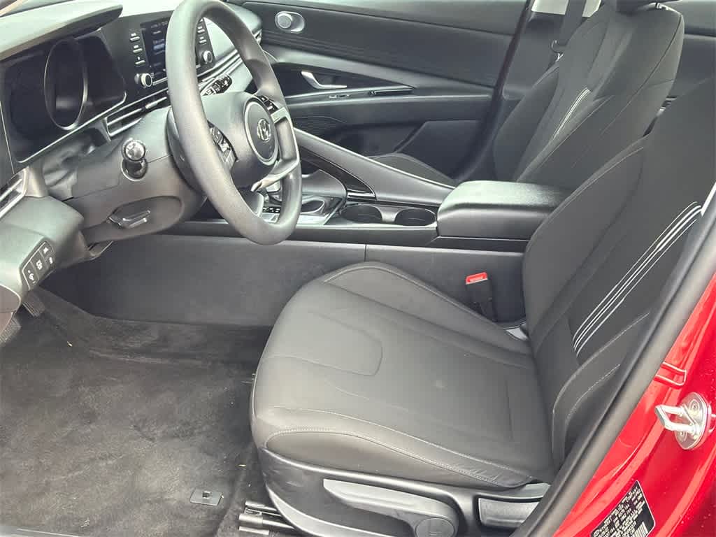 Thumbnail: 2023 Hyundai Elantra - 10