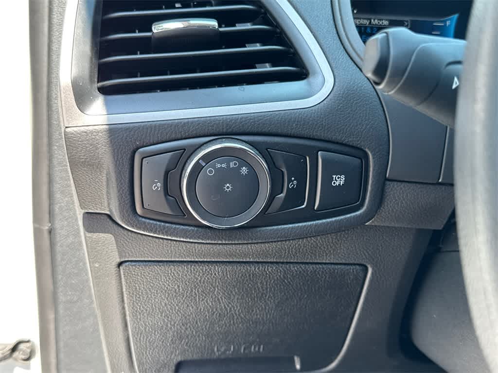 Thumbnail: 2024 Ford Edge - 30