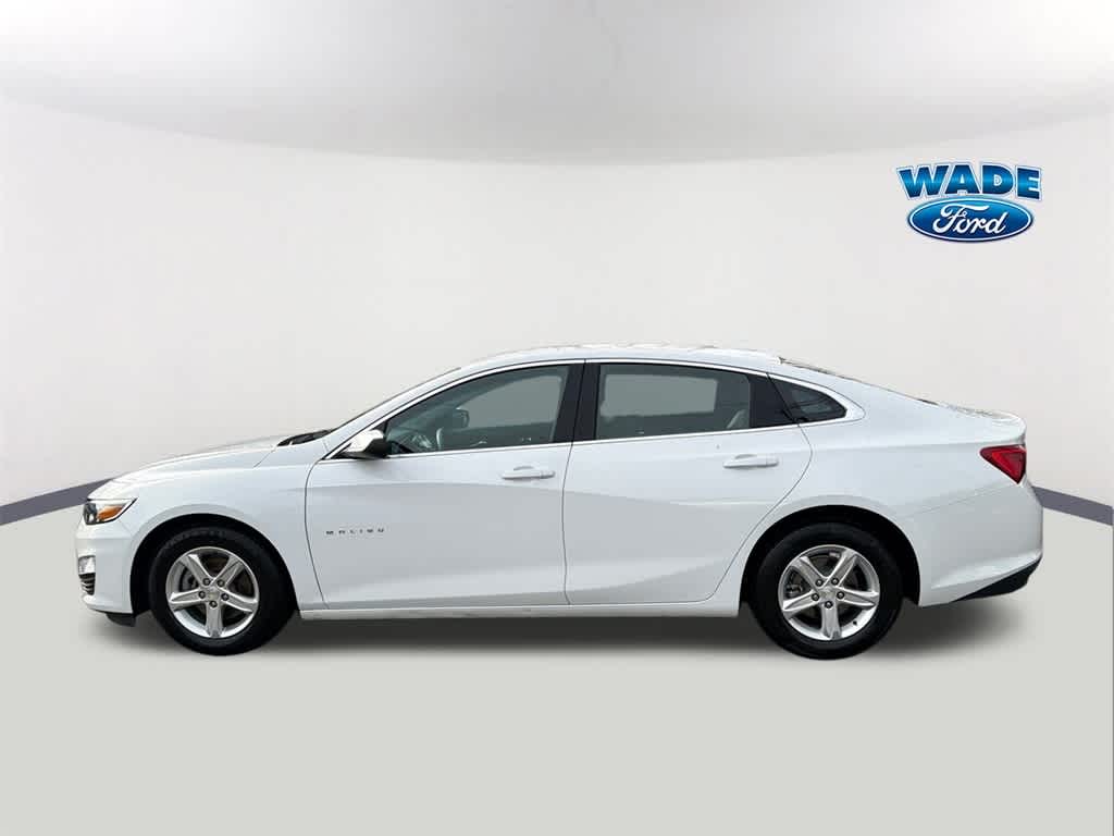 Thumbnail: 2023 Chevrolet Malibu - 8