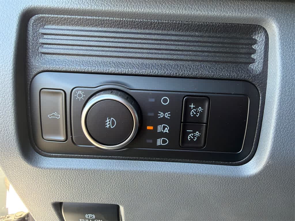 Thumbnail: 2025 Ford F-250 - 28