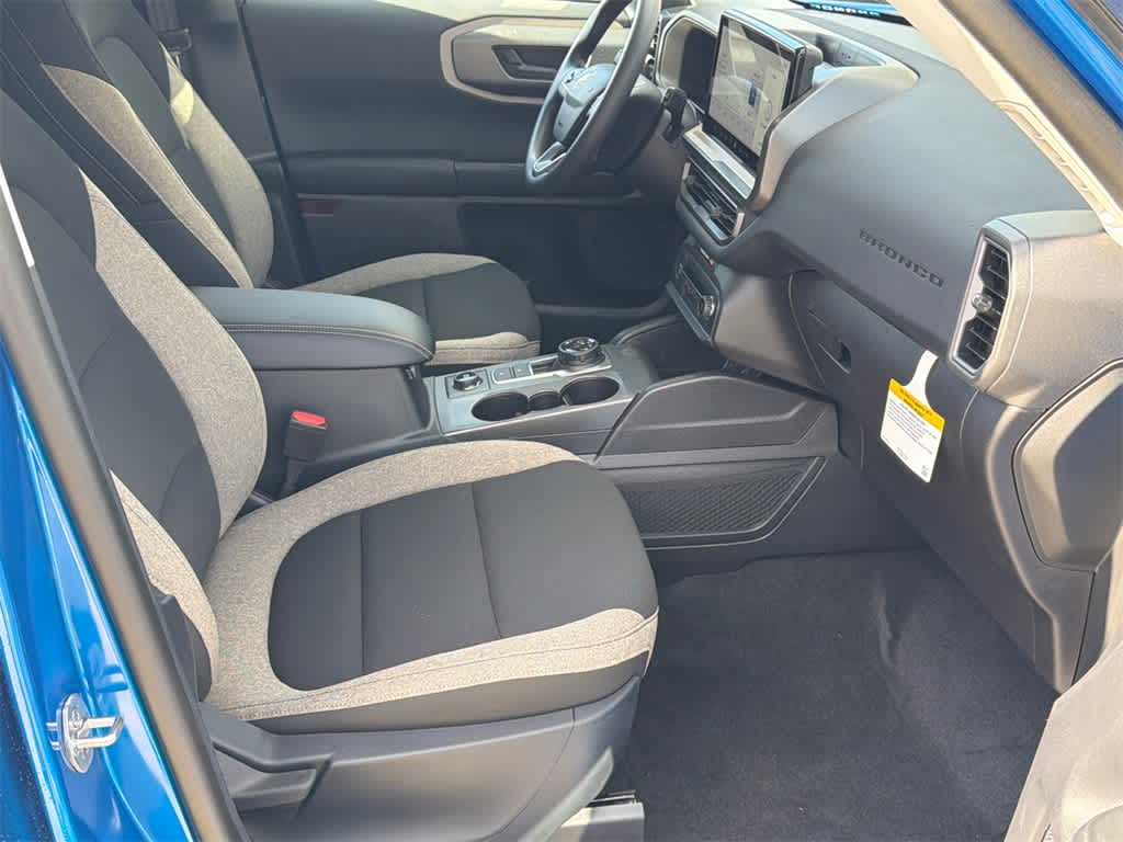 Thumbnail: 2025 Ford Bronco Sport - 12