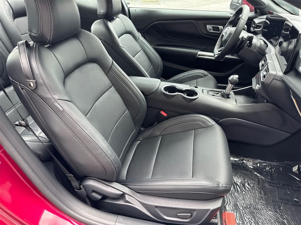 Thumbnail: 2025 Ford Mustang - 12