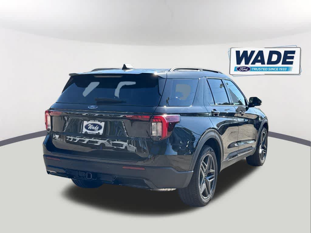 Thumbnail: 2026 Ford Explorer - 5