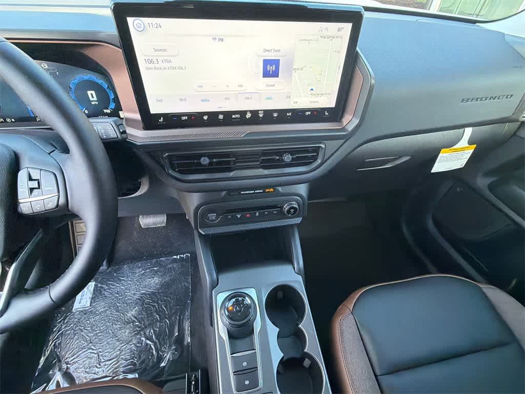 Thumbnail: 2025 Ford Bronco Sport - 25