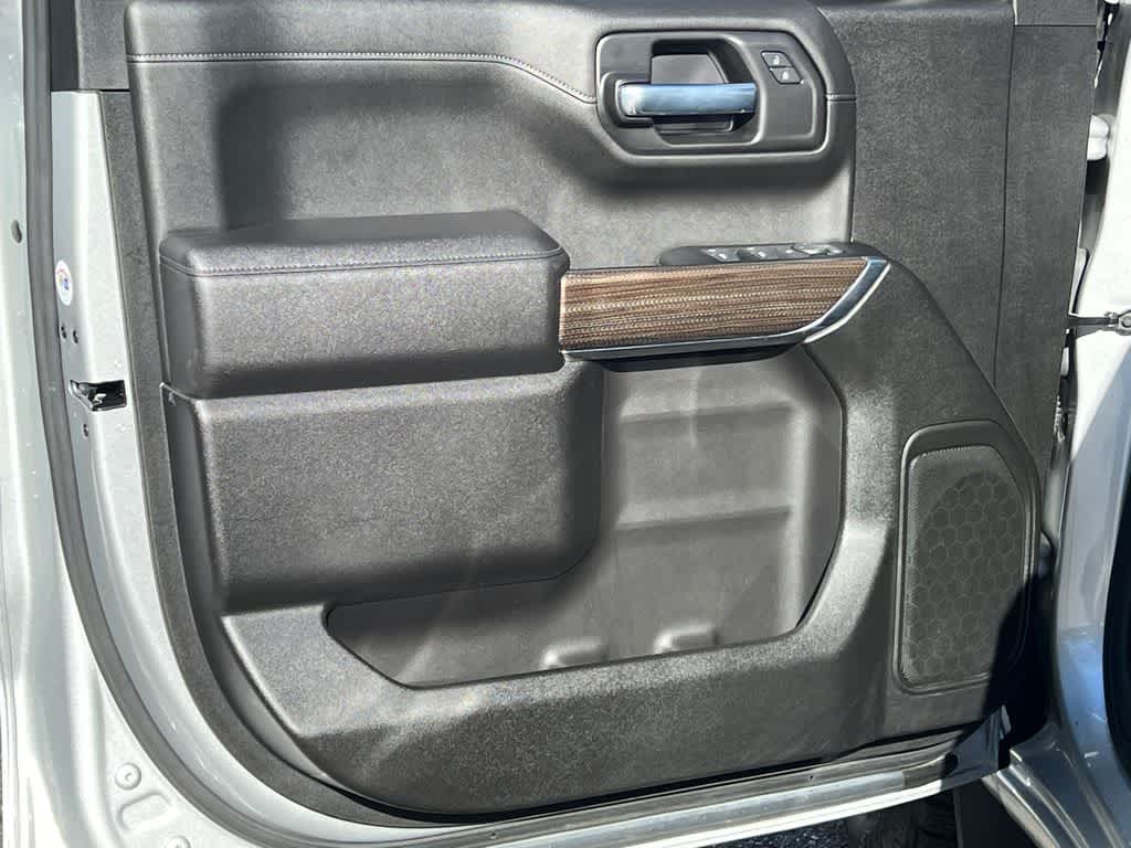 Thumbnail: 2021 Chevrolet Silverado 1500 - 12