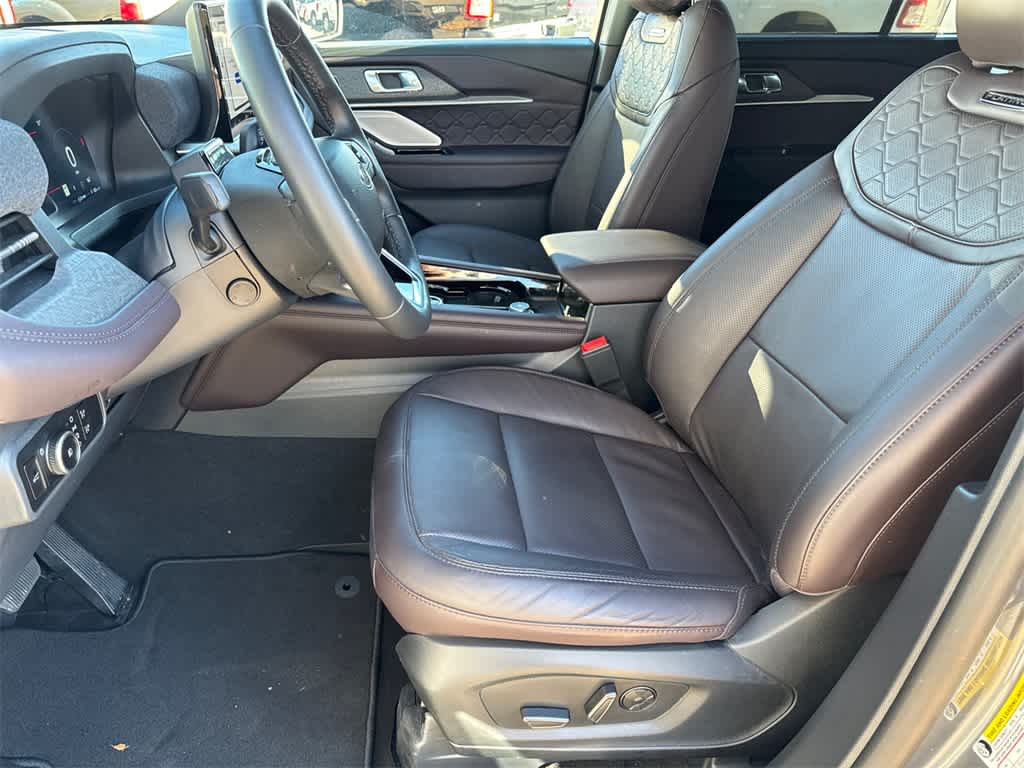 Thumbnail: 2025 Ford Explorer - 10