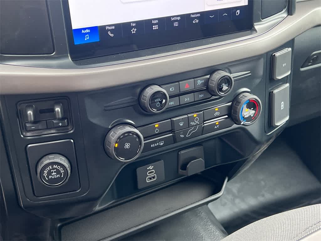 Thumbnail: 2025 Ford F-150 - 25