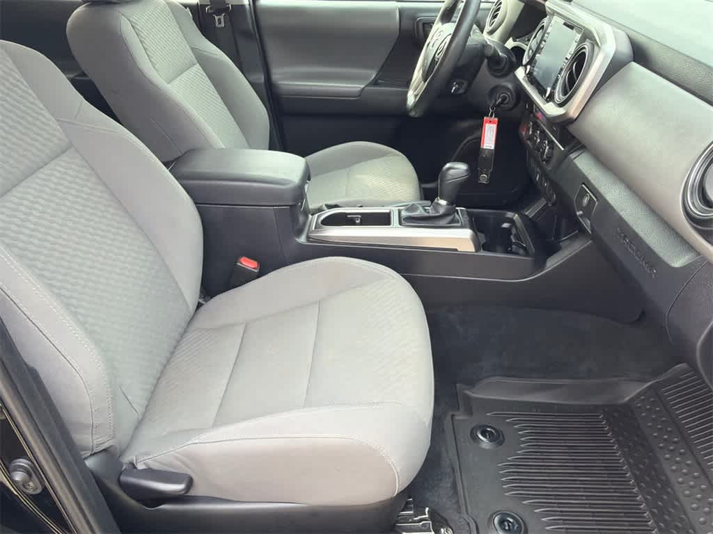 Thumbnail: 2022 Toyota Tacoma - 12