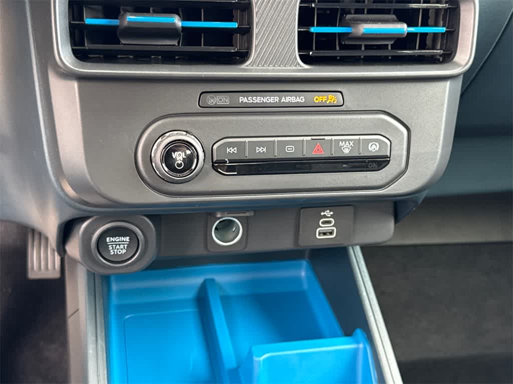 Thumbnail: 2025 Ford Maverick - 28