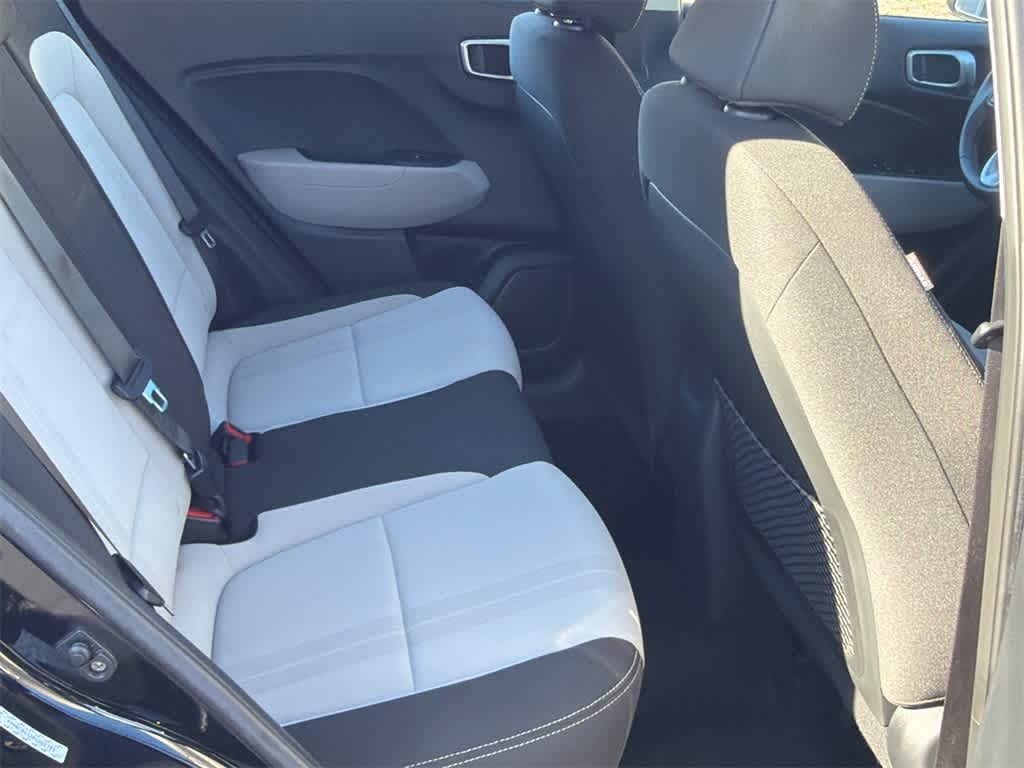 Thumbnail: 2023 Hyundai Venue - 14