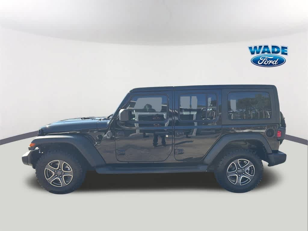 Thumbnail: 2022 Jeep Wrangler - 8