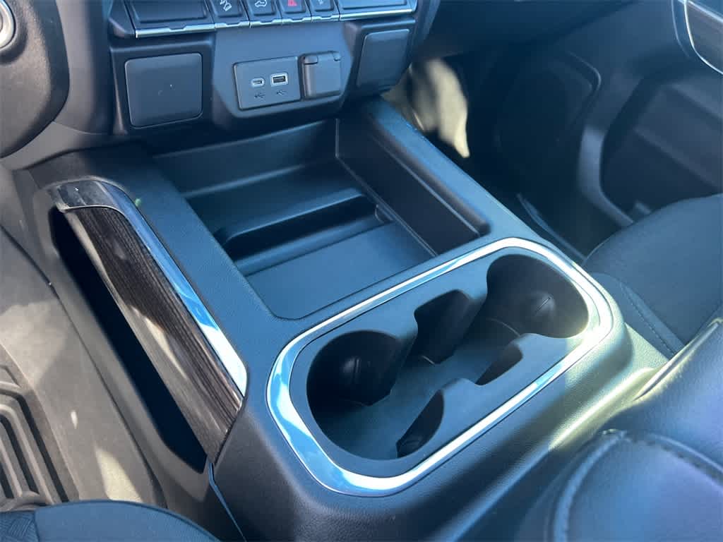 Thumbnail: 2021 Chevrolet Silverado 1500 - 32