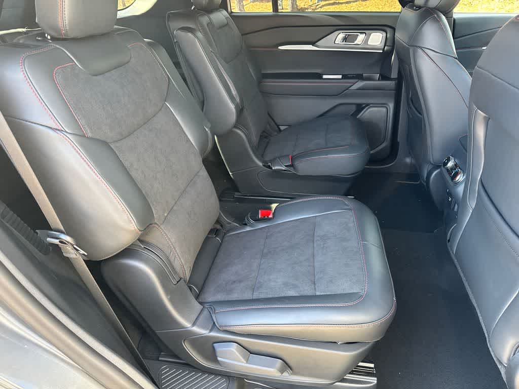 Thumbnail: 2026 Ford Explorer - 14