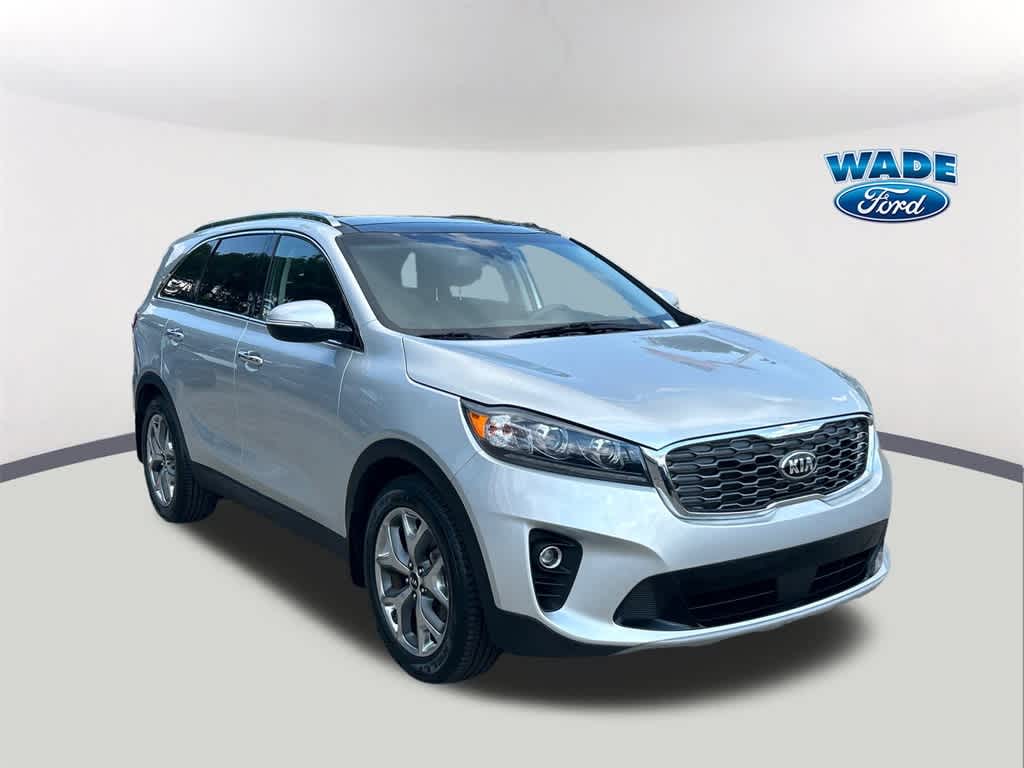 Thumbnail: 2019 Kia Sorento - 3