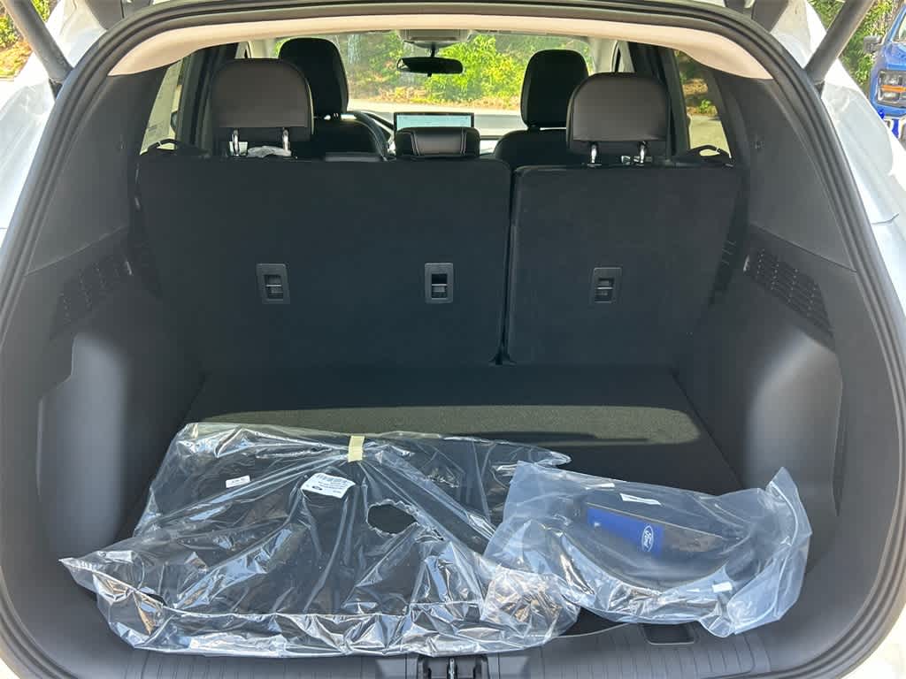 Thumbnail: 2025 Ford Escape - 16