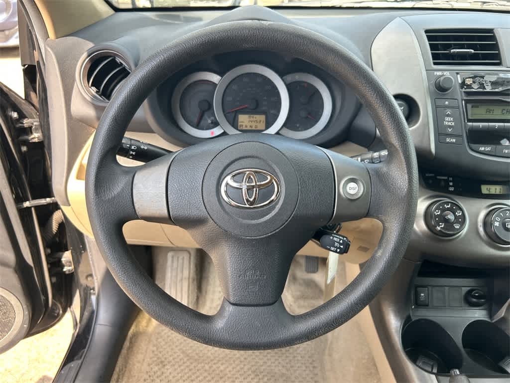 Thumbnail: 2010 Toyota RAV4 - 21