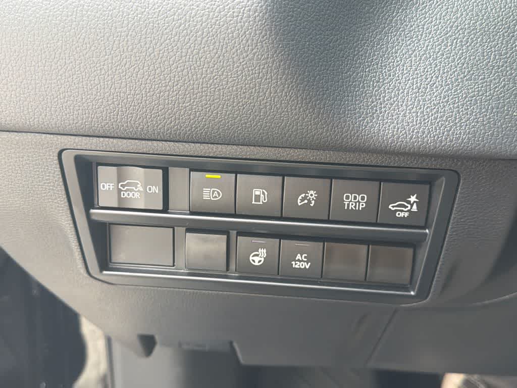 Thumbnail: 2024 Toyota Sequoia - 31