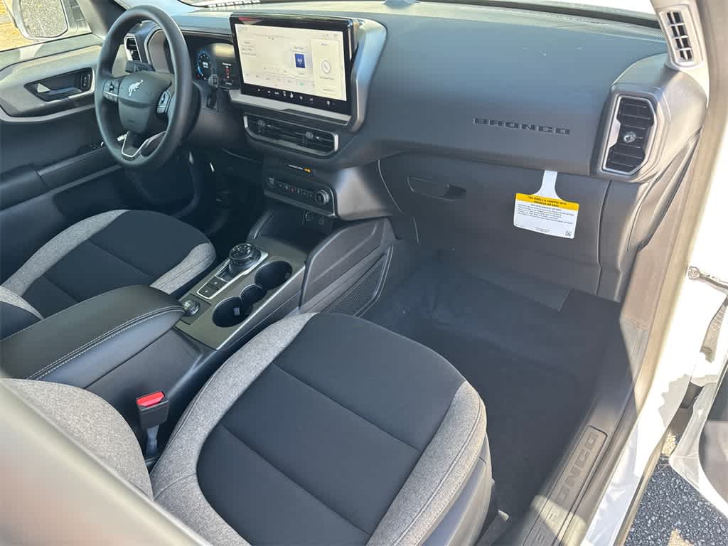 Thumbnail: 2025 Ford Bronco Sport - 13