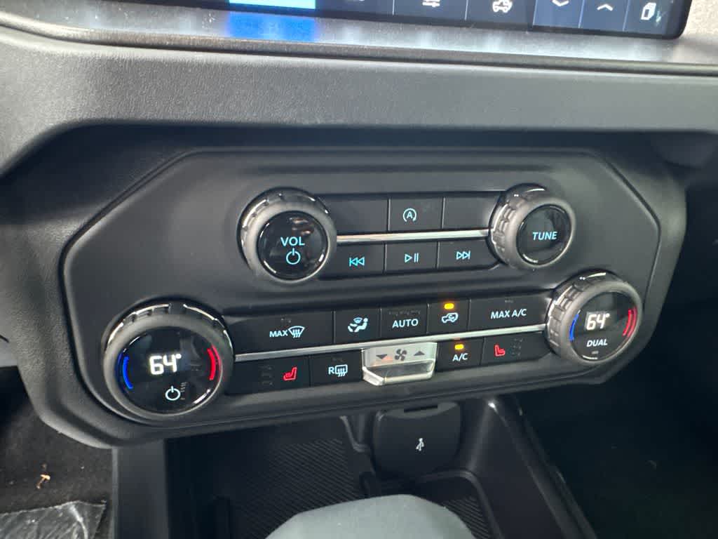 Thumbnail: 2025 Ford Bronco - 28