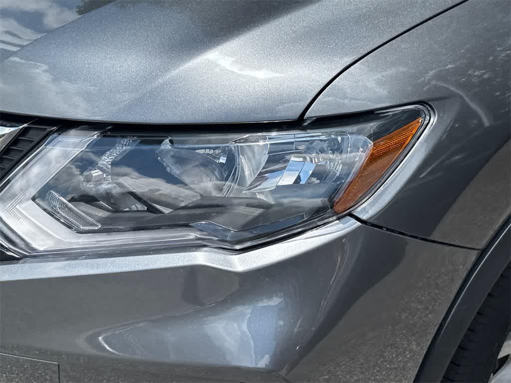 Thumbnail: 2019 Nissan Rogue - 10
