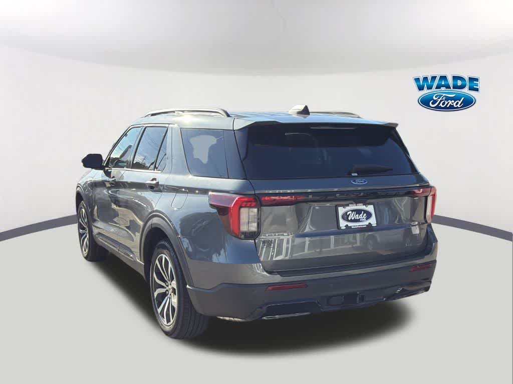 Thumbnail: 2026 Ford Explorer - 8