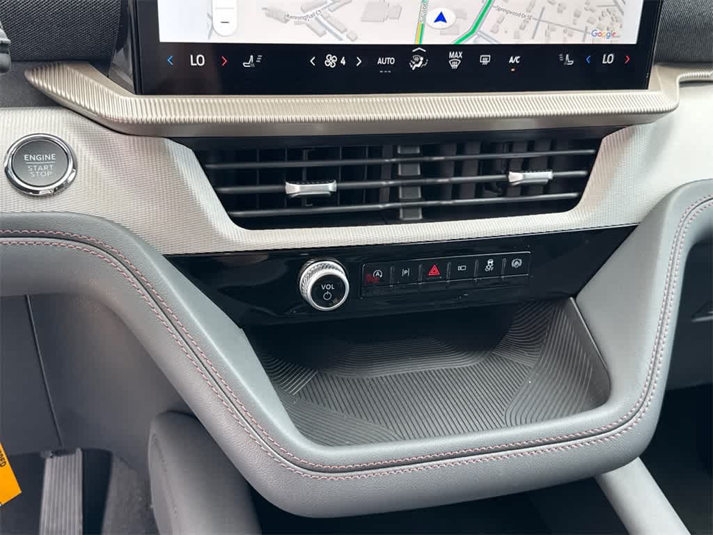 Thumbnail: 2025 Ford Explorer - 30