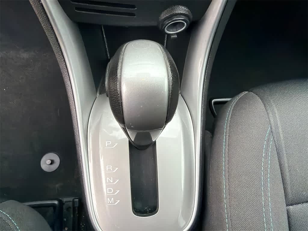 Thumbnail: 2016 Chevrolet Trax - 28