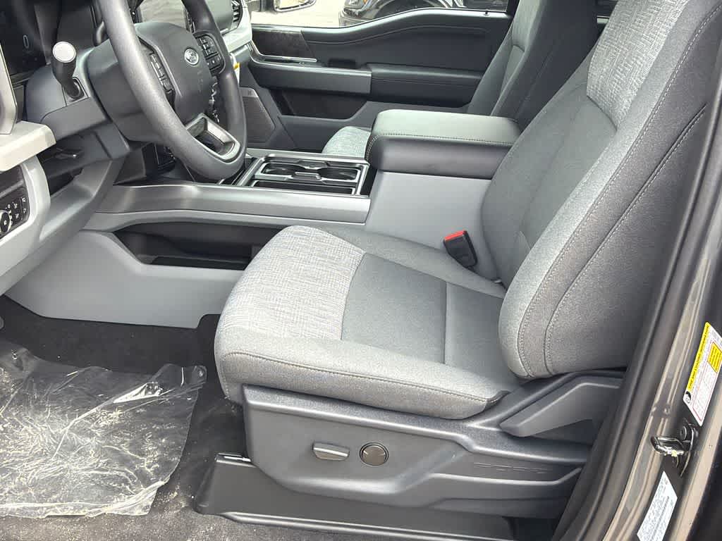 Thumbnail: 2026 Ford F-350 - 10