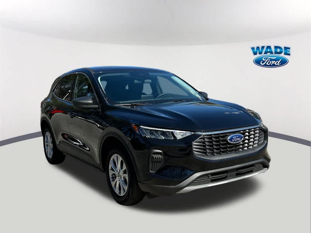 Thumbnail: 2024 Ford Escape - 3