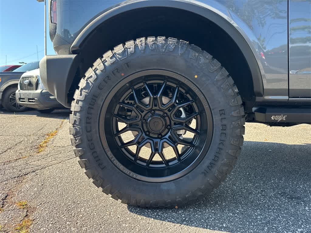 Thumbnail: 2025 Ford Bronco - 9