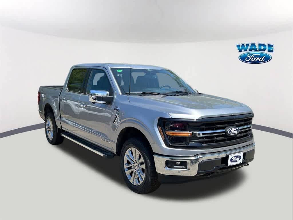 New 2025 Ford F-150 XLT Truck SuperCrew Cab