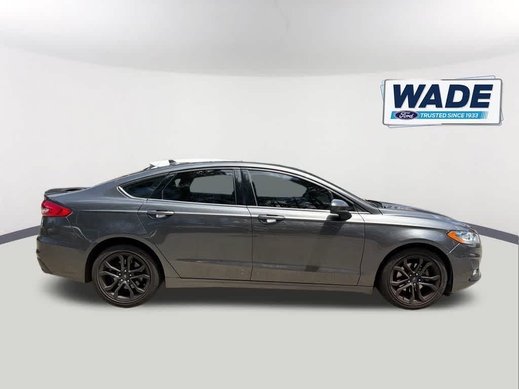 Thumbnail: 2019 Ford Fusion - 4