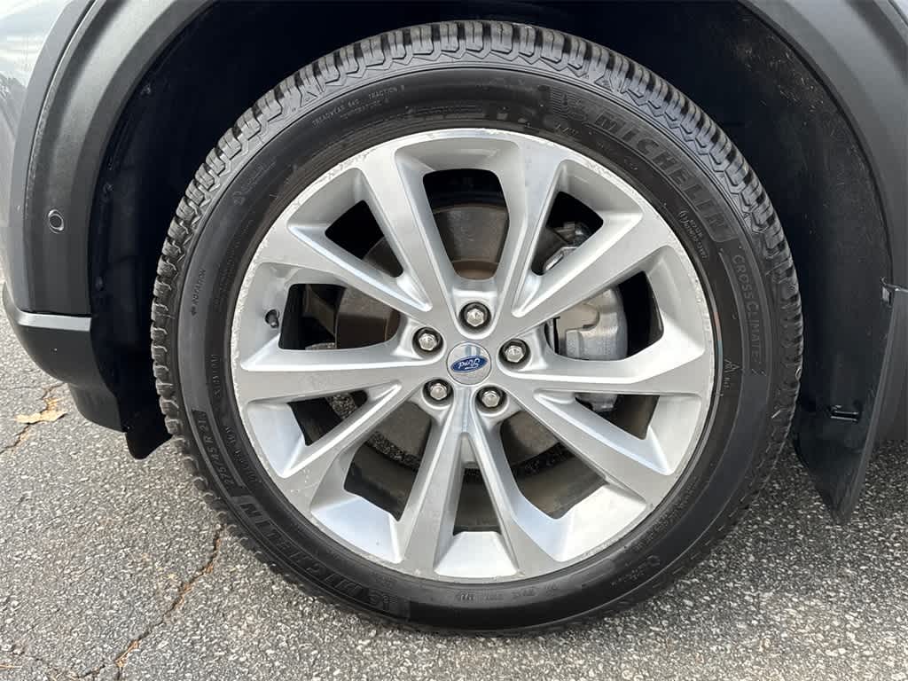 Thumbnail: 2022 Ford Explorer - 9