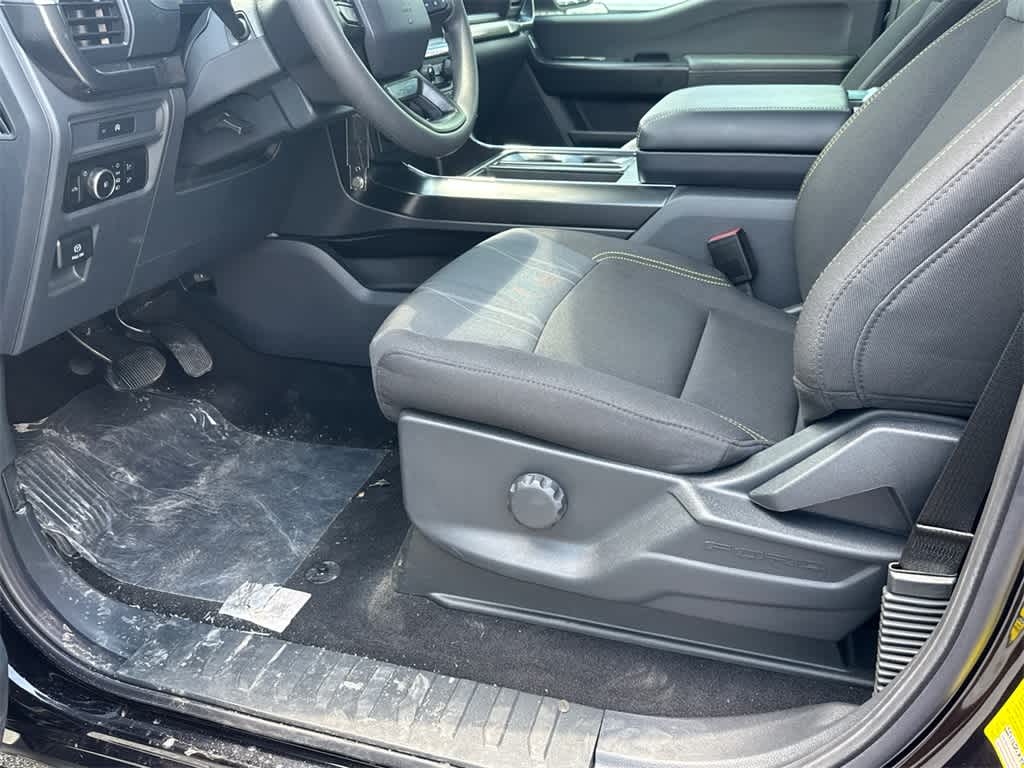 Thumbnail: 2025 Ford F-150 - 10