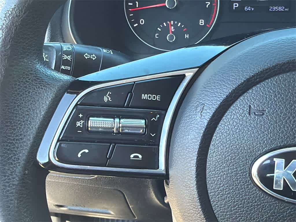 Thumbnail: 2021 Kia Forte - 22