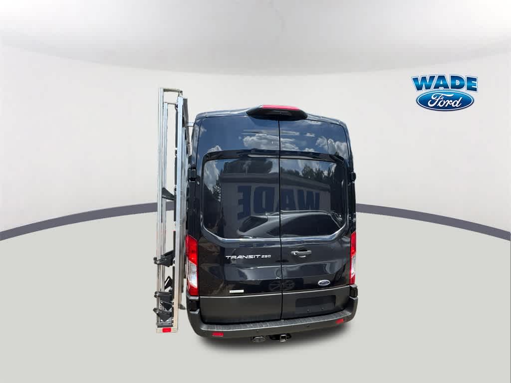 Thumbnail: 2022 Ford Transit Series - 6