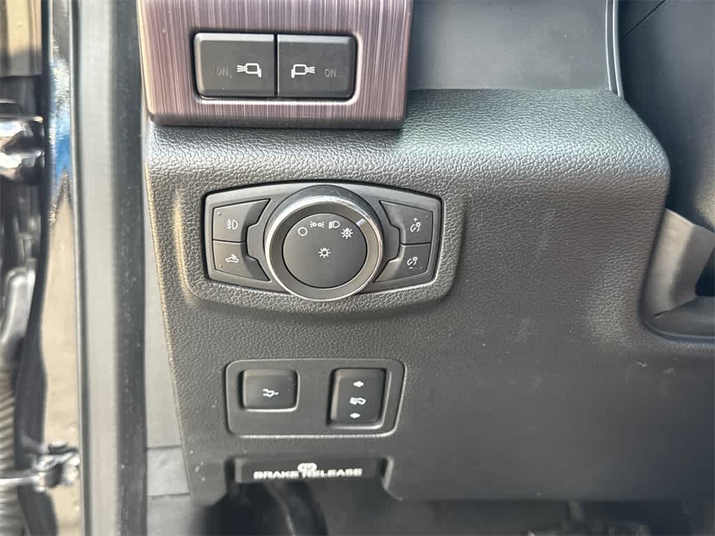 Thumbnail: 2021 Ford Econoline - 31