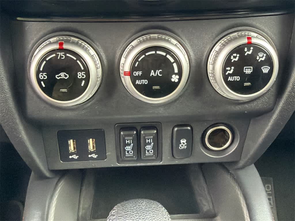 Thumbnail: 2024 Mitsubishi Outlander Sport - 28