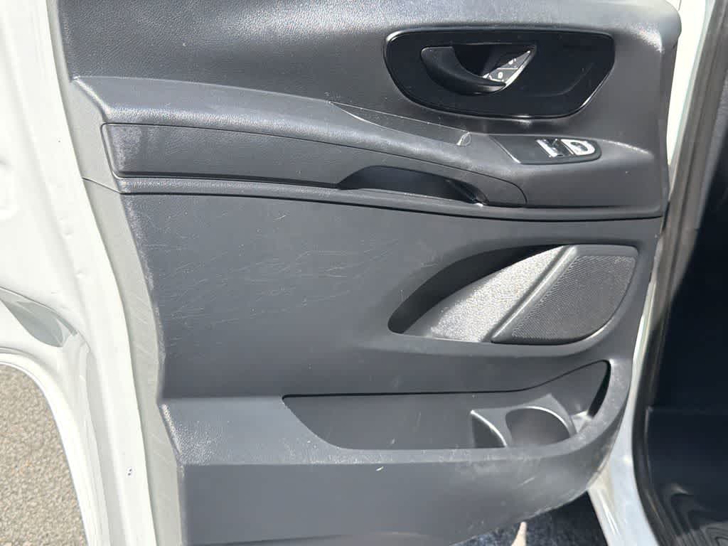 Thumbnail: 2020 Mercedes-Benz Metris - 11