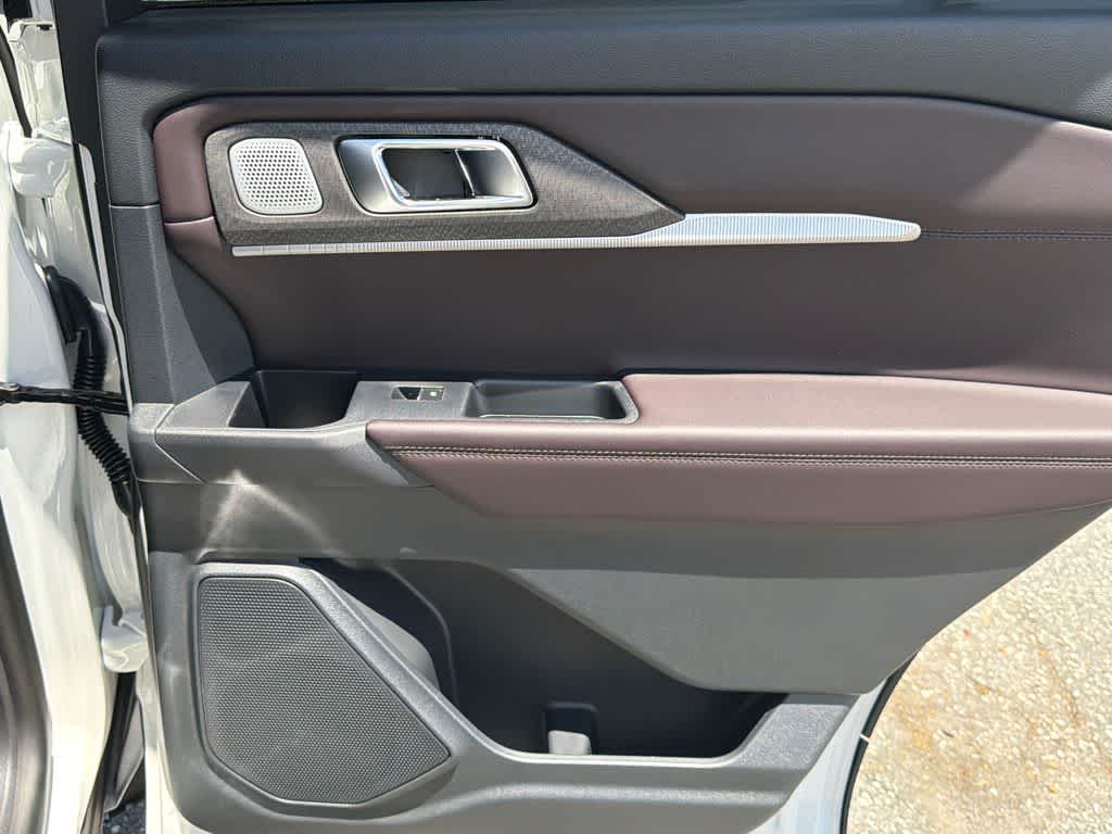 Thumbnail: 2026 Ford Explorer - 15