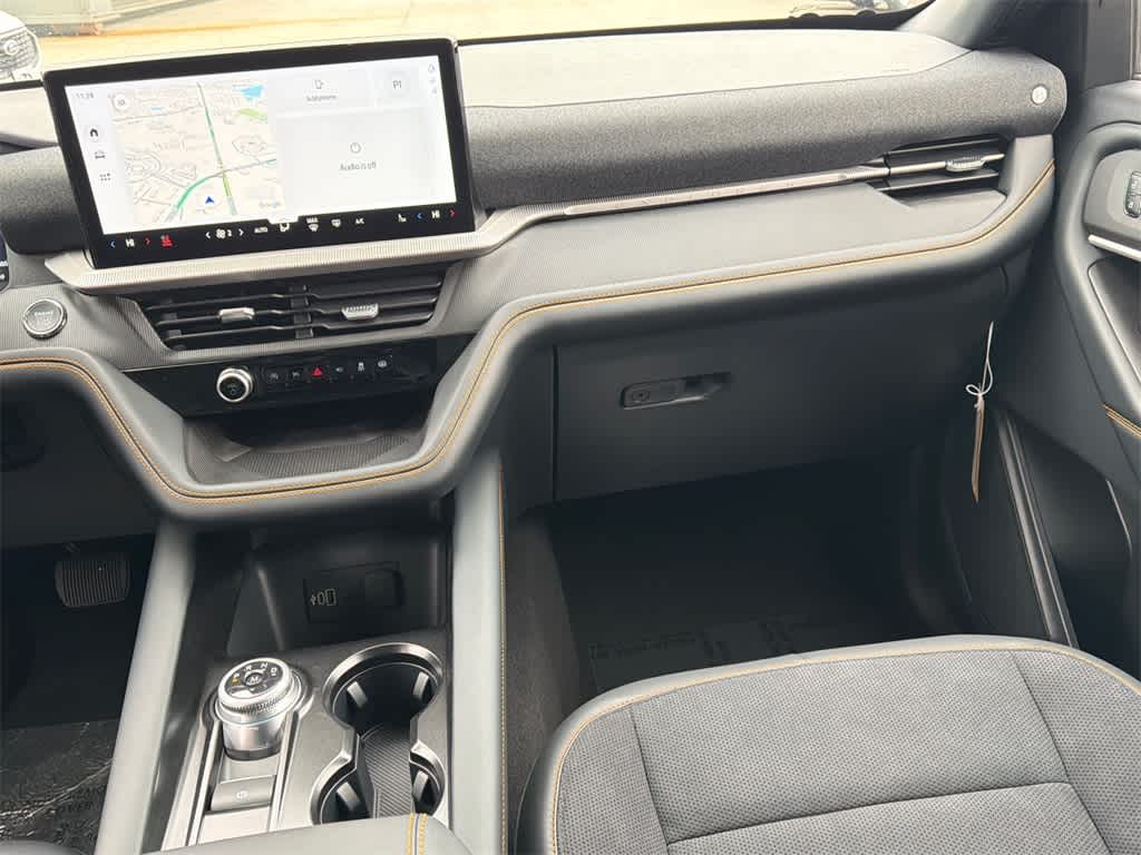 Thumbnail: 2026 Ford Explorer - 23