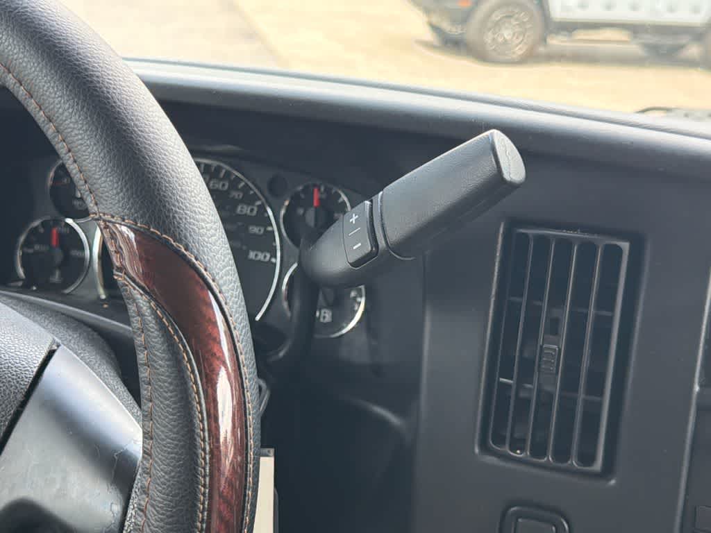 Thumbnail: 2013 Chevrolet Express - 26