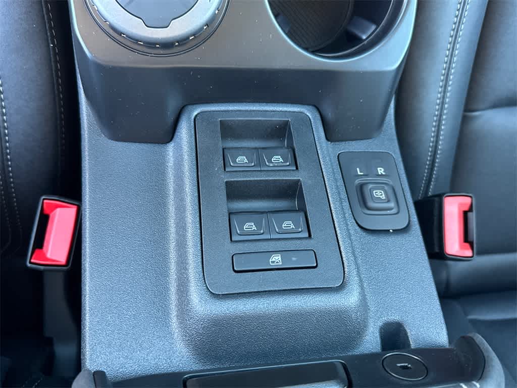 Thumbnail: 2025 Ford Bronco - 31